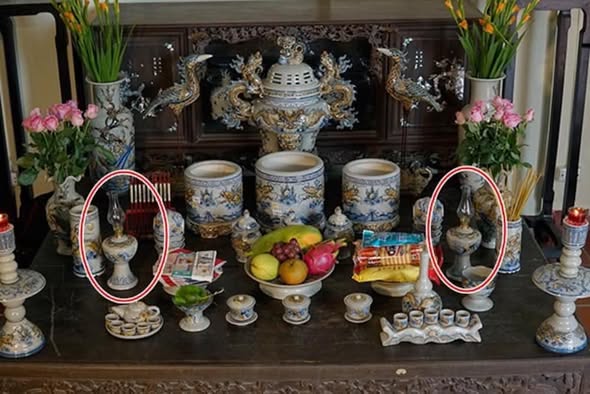 Bàn thờ đặt 3 thứ này, gia đình đau ốm liên miên, nợ nần chồng chất, đó là gì?