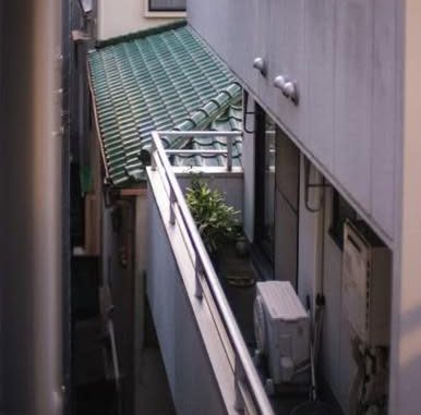 Người đàn ông sát hại và giấu thi thể bạn gái ngoài ban công căn hộ suốt 7 năm, vợ sống cùng cả năm cũng không hề hay biết